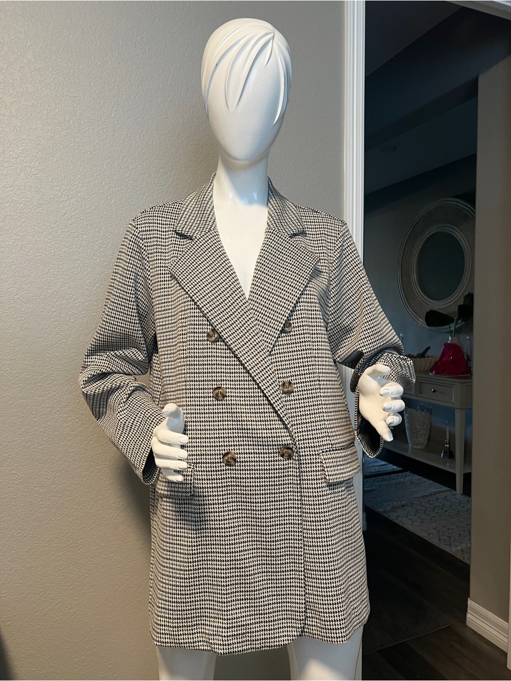 Maurice's Houndstooth Double Breasted Oversized Lightweight
Knit Blazer size XL